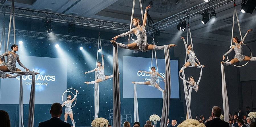 Corporate Entertainment Toronto: Top Acts to Wow Your Guests