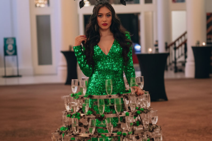 Hire a Strolling Champagne Skirt for Toronto’s Top Events